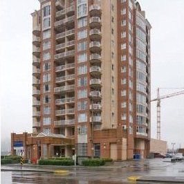 Photo 10 — click to view The Frontenac photo 10