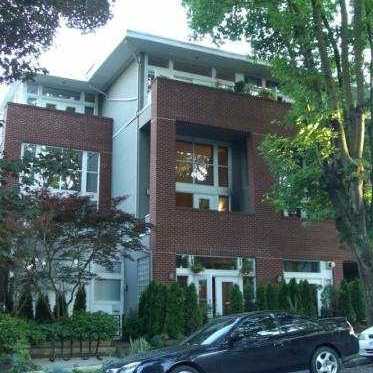 Simon Lofts