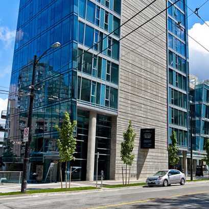Photo 5 — click to view West Pender Place photo 5