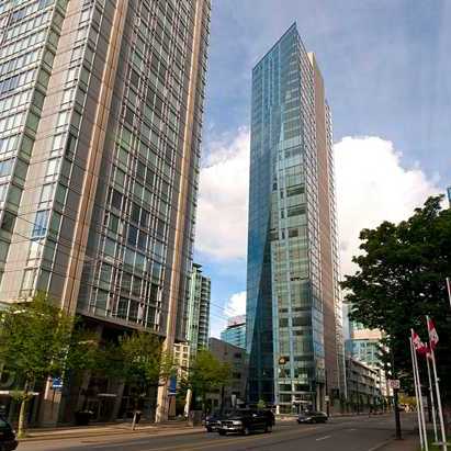 Photo 6 — click to view West Pender Place photo 6