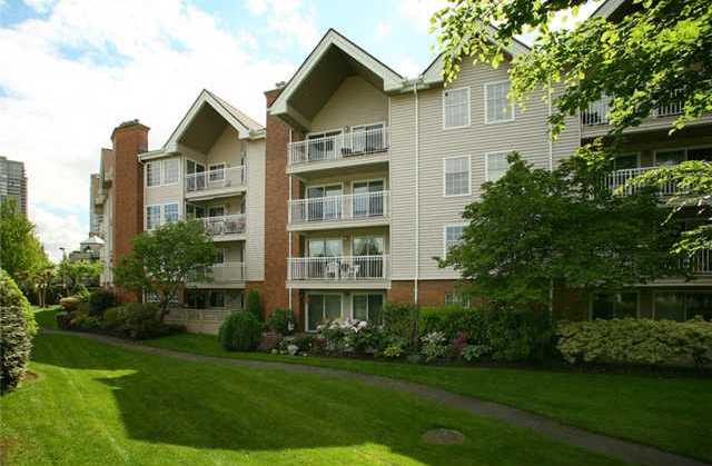 Photo 3 Burlington Estates photo 3