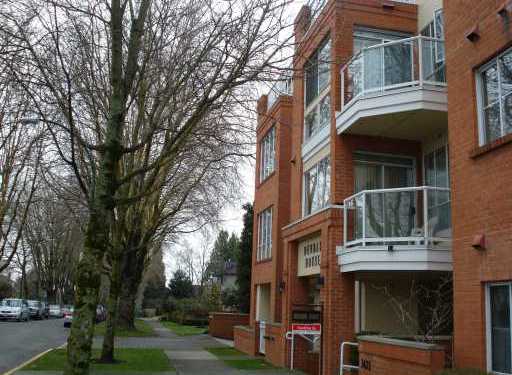 Photo 2 — click to view Dunbar House photo 2