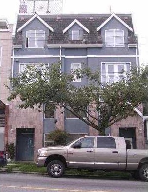 Photo 1 — click to view Dunbar Court photo 1