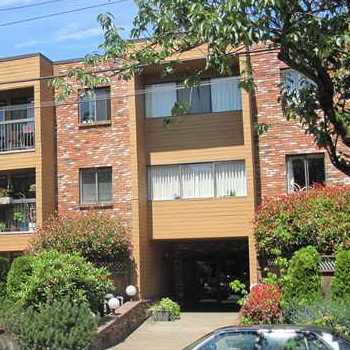 Photo 2 Marlboro Court photo 2