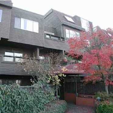 Photo 5 Mapleview Place photo 5