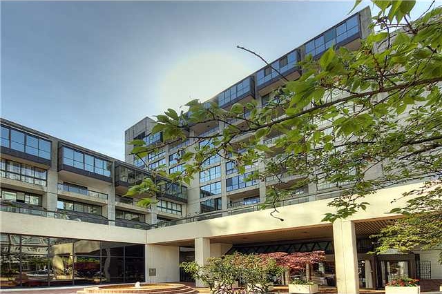 Photo 1 — click to view The Residences At 850 Burrard photo 1