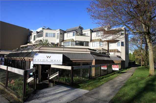 Photo 2 Boulevard Place photo 2