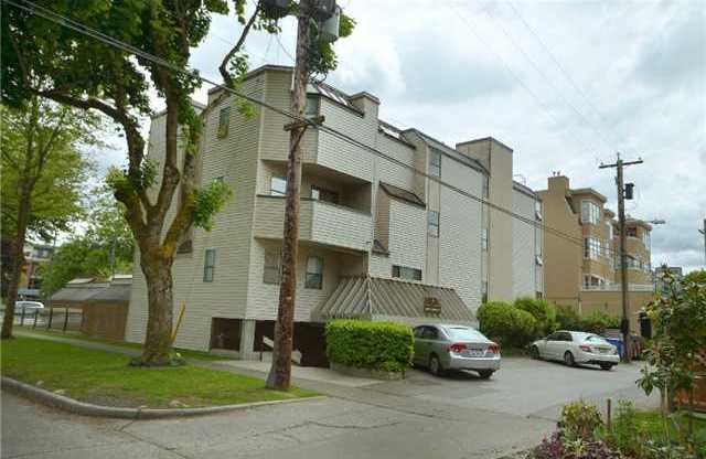 Photo 3 Boulevard Place photo 3