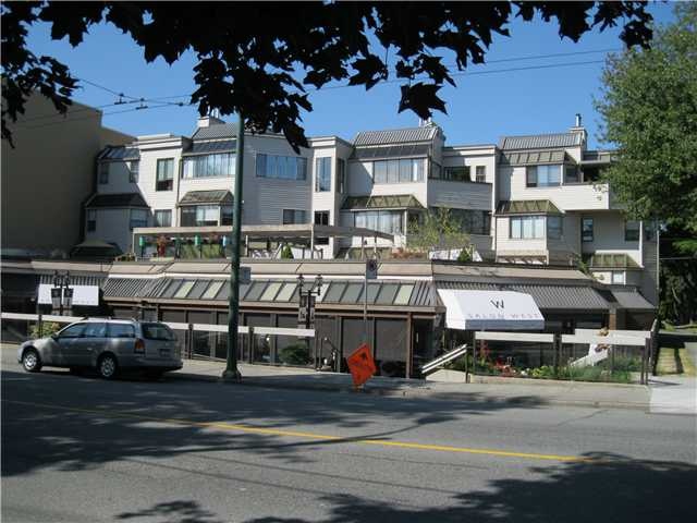 Photo 1 Boulevard Place photo 1