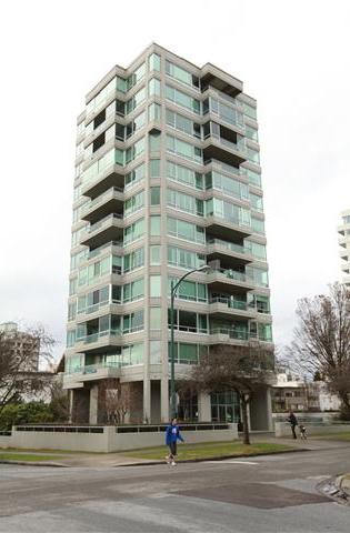 Photo 2 — click to view Kerrisdale photo 2