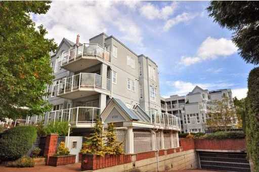 Photo 6 — click to view Riverview Court photo 6