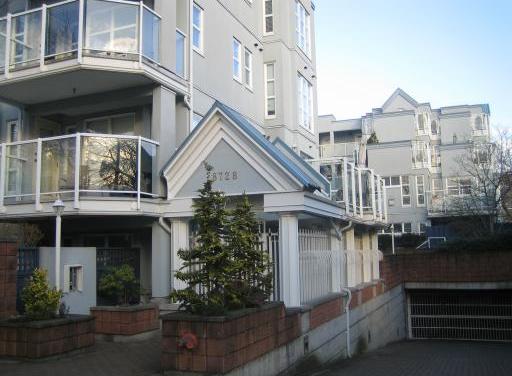 Photo 5 — click to view Riverview Court photo 5