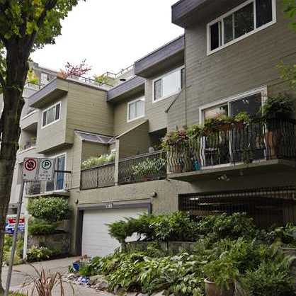 Photo 4 — click to view Harwood Court photo 4