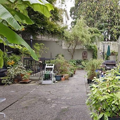 Photo 5 — click to view Harwood Court photo 5