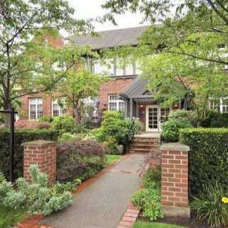 Cedar Mews photo 3