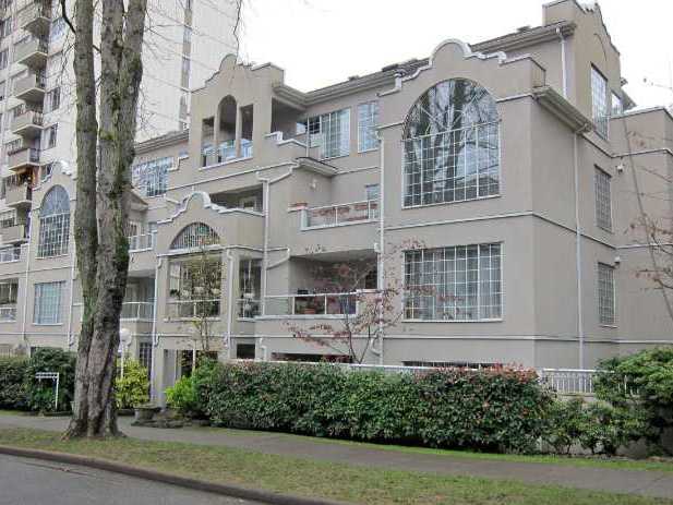 Charlotte Gardens photo 6