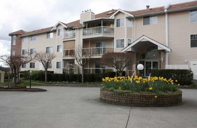 Photo 1 — click to view Rosewood Court photo 1