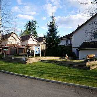 Photo 4 — click to view Stonehouse Estates photo 4