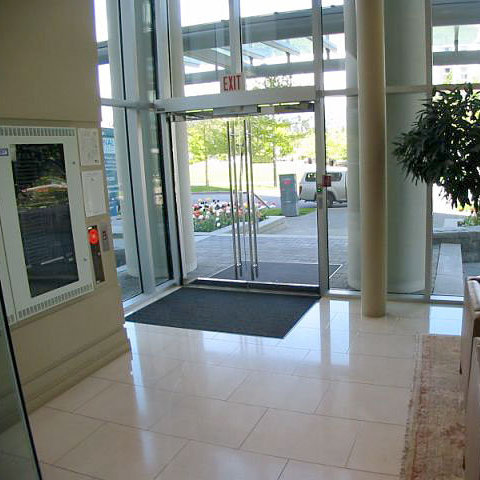 Bayshore Tower photo 8