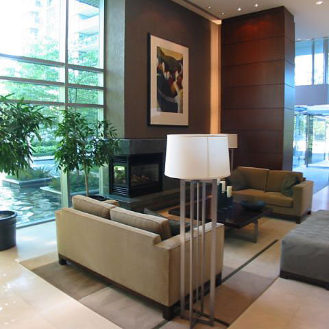 Photo 3 — click to view Bayshore Gardens photo 3