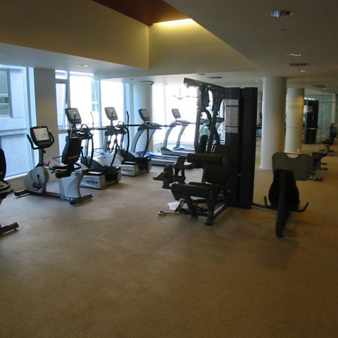 Photo 28 — click to view West Pender Place photo 28
