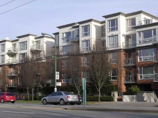 Photo 1 Crowne on Oak photo 1