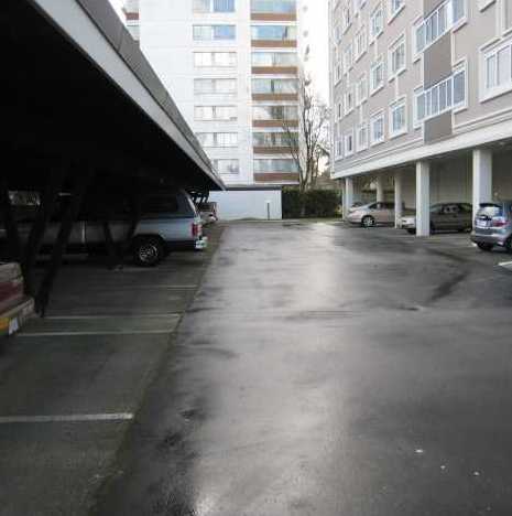 Photo 5 Oakridge Towers photo 5
