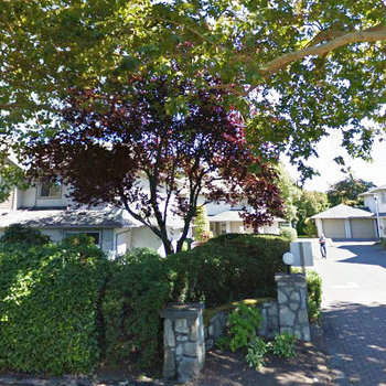 Photo 4 — click to view Jubilee Mews photo 4