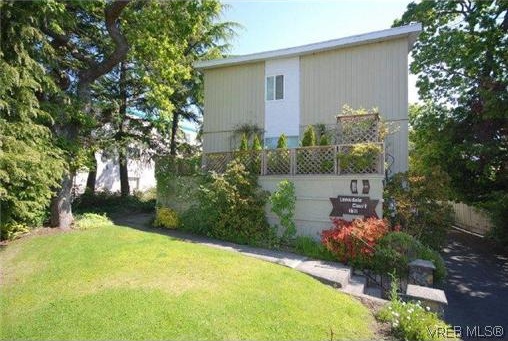 Photo 1 — click to view Lonsdale Court photo 1