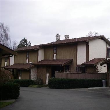 Stoba Court