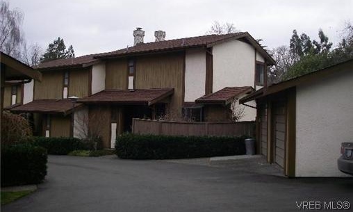 Stoba Court
