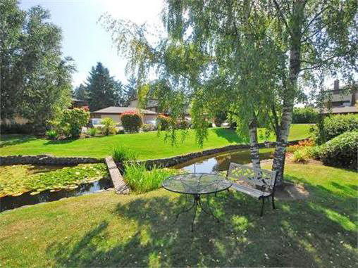 Photo 9 Upland Estates photo 9
