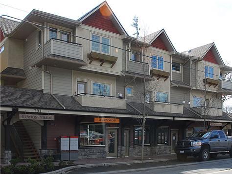 Station Villas