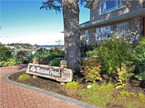 Marina Point photo 2
