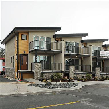 360 Belmont Rd photo 2