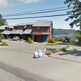 Photo 2 Sooke Harbour Resort and Marina photo 2