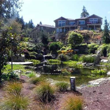 551 Latoria Rd photo 4