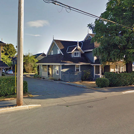 2951 Oak St photo 4