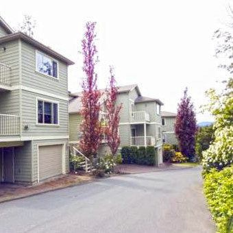 Photo 2 Admirals Landing photo 2
