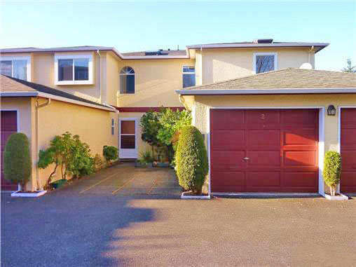 Photo 2 Brandy Mews photo 2