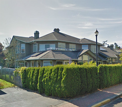 2525 Oakville Ave