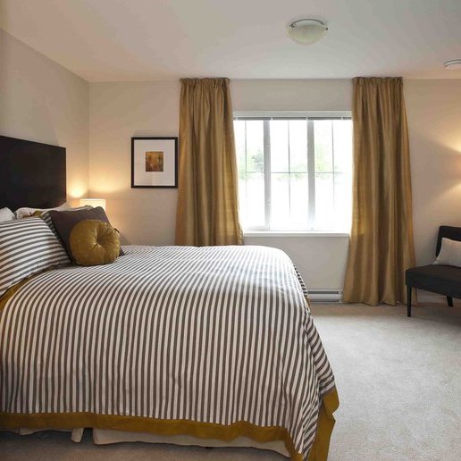 Photo 28 — click to view Eton photo 28