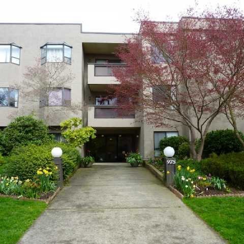 Photo 3 Oakmont Place photo 3