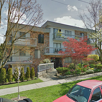 Maple Manor photo 3