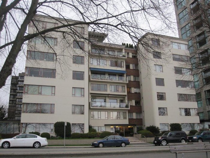Beach Town House Apartments