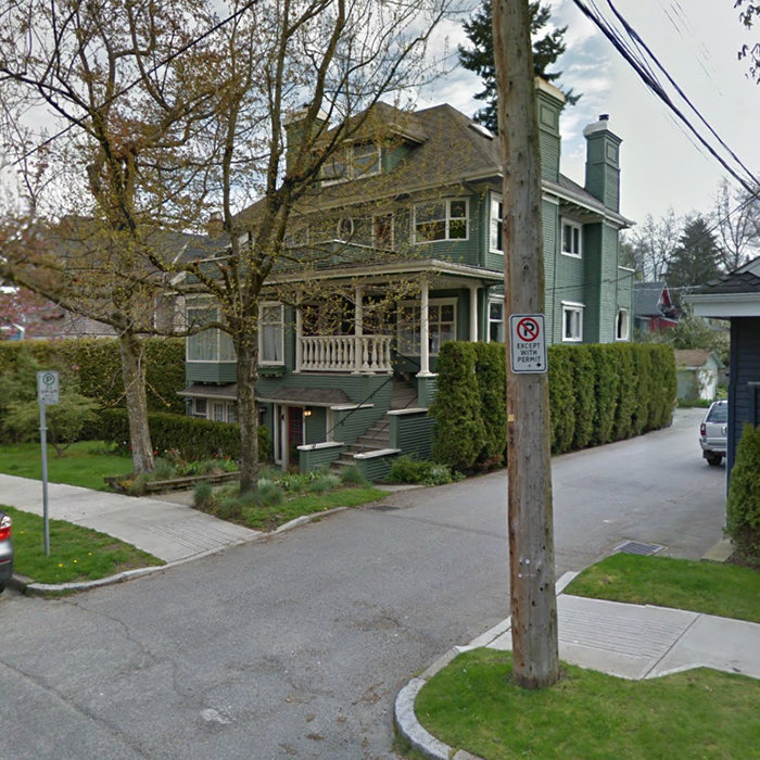 2718 Alberta Street photo 4