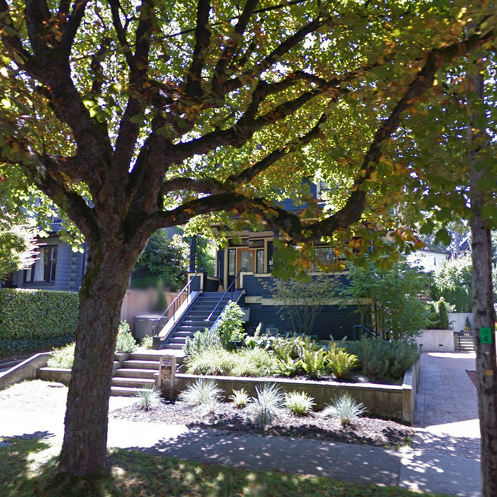 Macauley House photo 5
