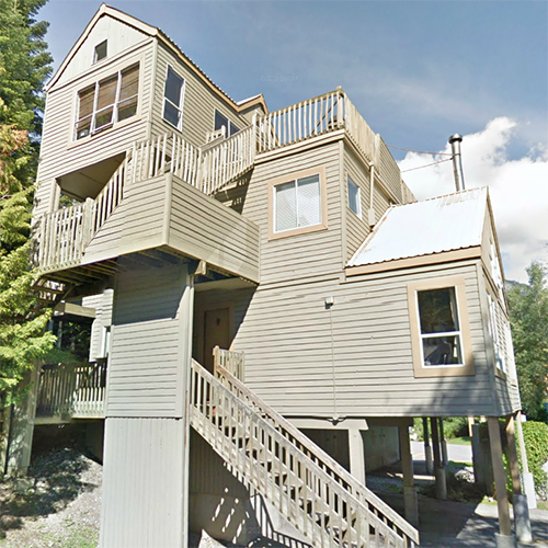 Photo 1 — click to view Gondola Village photo 1