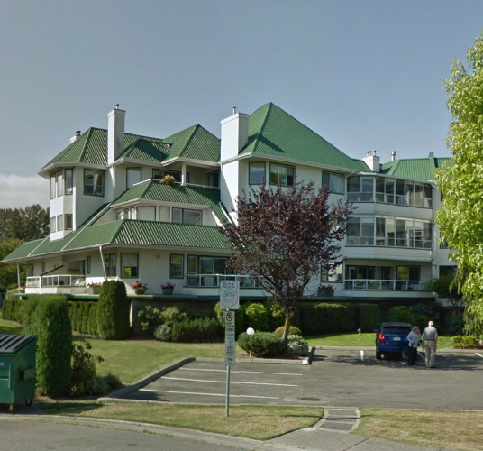 Emerald Court photo 8