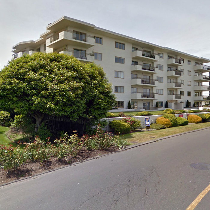 1440 Beach photo 2